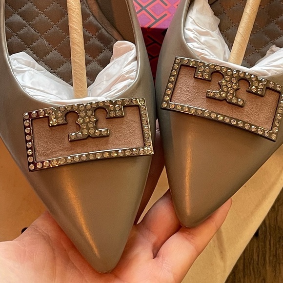 Brand new Tory Burch GiGi Flat Gray - Picture 6 of 8